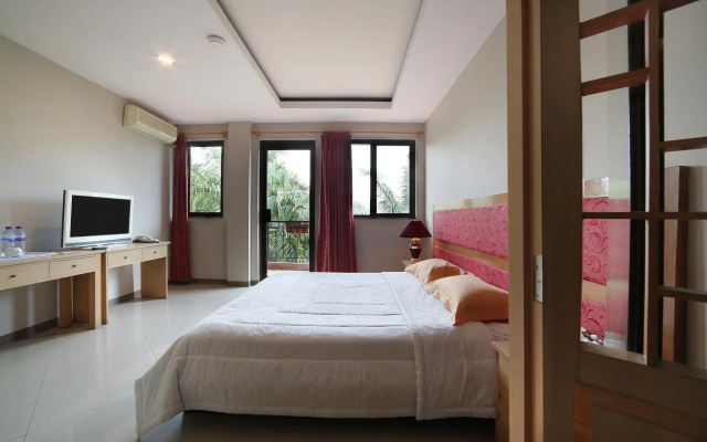 Hotel Green Wattana Sentul