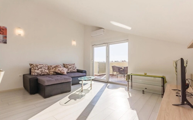 Beautiful Home in Medulin With Wifi and 3 Bedrooms