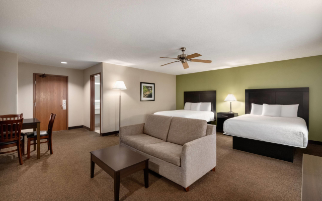 Baymont by Wyndham Rockford