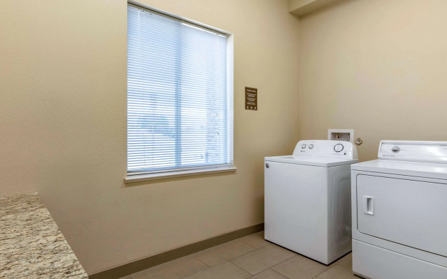 Comfort Inn & Suites Edgewood