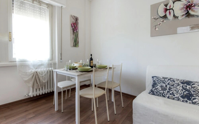 Flo Apartments