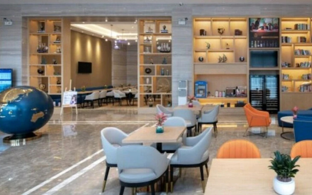 Kyriad Shenzhen Exhibition Center