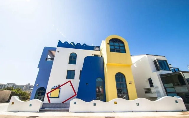 Sapphire Inn
