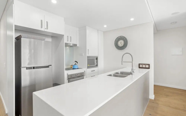The Shoal Apartments, Unit 310