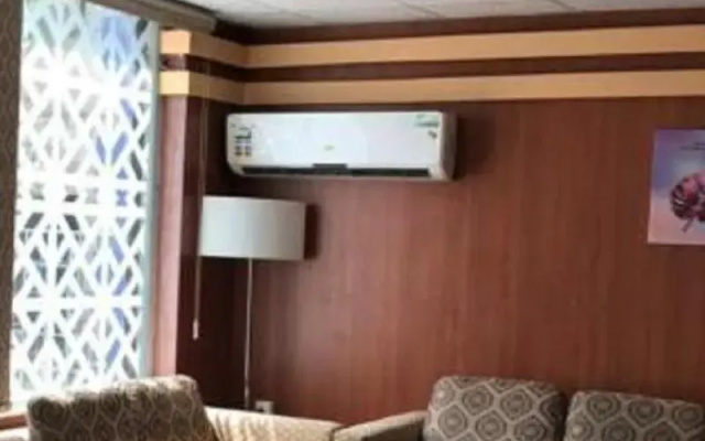 Al Wouroud Serviced Appartment
