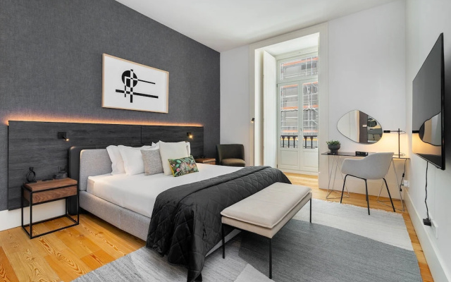 Prime Location Contemporary Luxury Apartment W/ Ac & Elevator