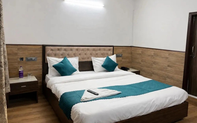 Roomshala Vasant Villas- ILBS Hospital