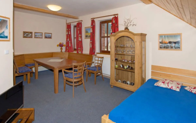 House Ostruzna 9576