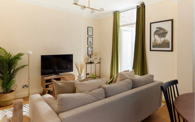 The London Wonder - Adorable 2Bdr Flat With Patio