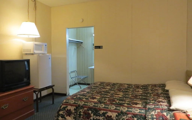 Bridgman Inn