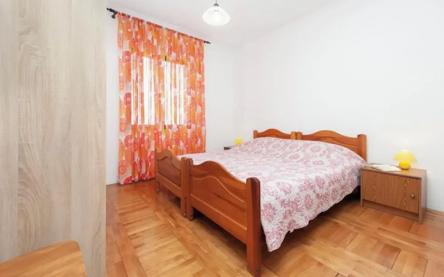Apartment Eda