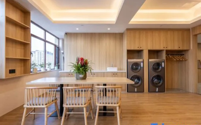 James Joyce Coffetel Hotel (Tangshan Bei Damai Square)