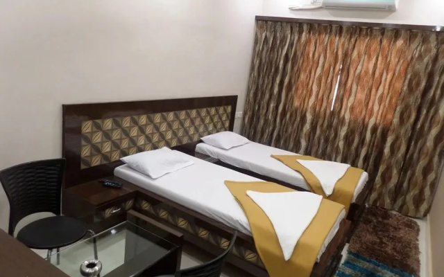 Hotel Gandharv Garden