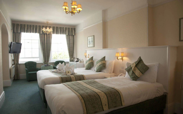 The Falcon Hotel
