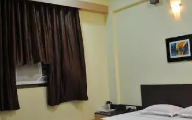 Hotel Tushar Executive
