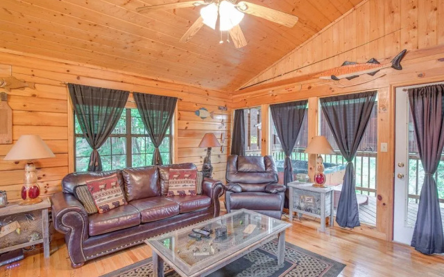 Bear Escape by Jackson Mountain Rentals