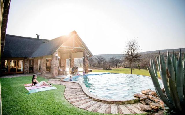 Riverdance Lodge