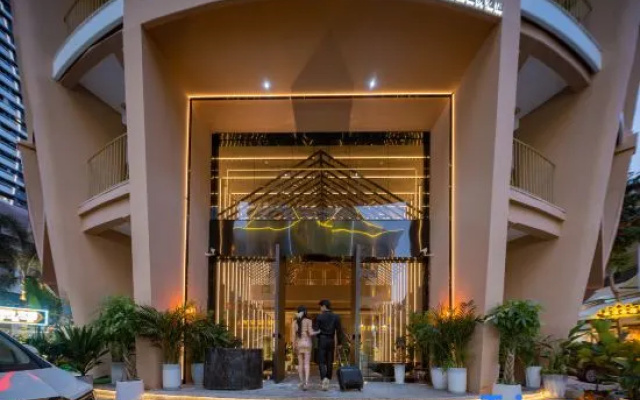Xishuangbanna Jinghong Midu Suite Hotel (Starlight Night Market)