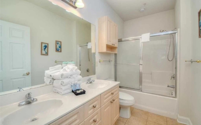 Magnolia Pointe 201-4895