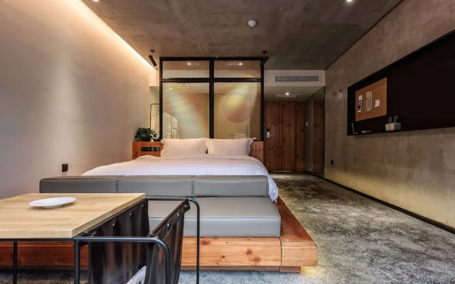 Zhangjiajie SIXX Hotel