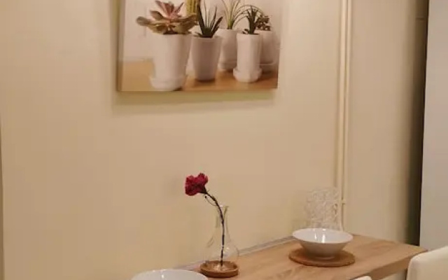Oasis Apartments Isabella I