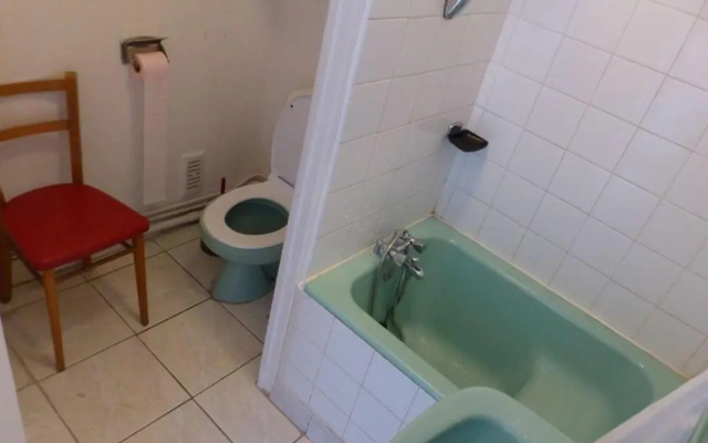 Studio Le Lavandou, 1 pièce, 2 personnes - FR-1-308-34