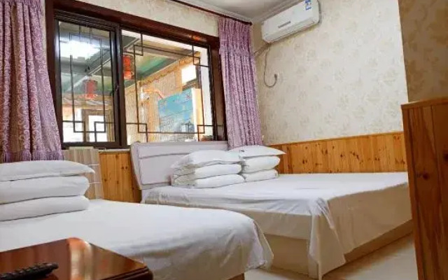 Hongxinyuan Folk Hostel