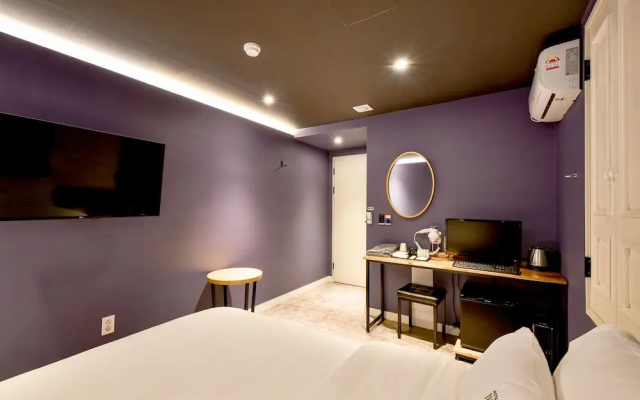 Hotel The M