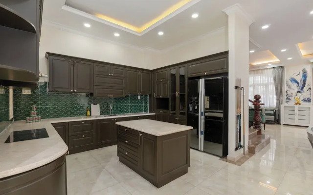 Bluesky Villa Near Metro Thao Dien