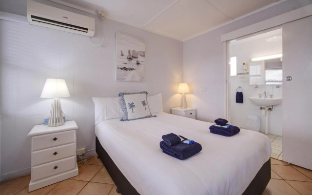 Bali Hi Motel