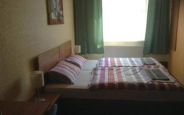 Landhotel Zum Rautenkranz