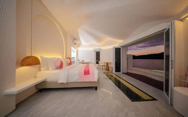 69 Resort & Beach Club by Loccal Collection, Labuan Bajo
