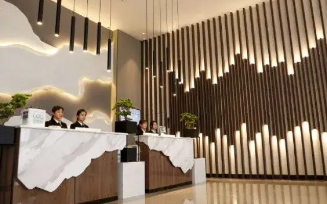 Yuanrong Hotel