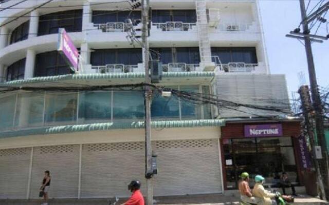 Neptuna Hotel (Patong) вид на фасад