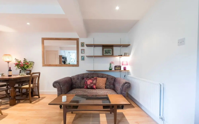 Primrose Hill Garden Cottage