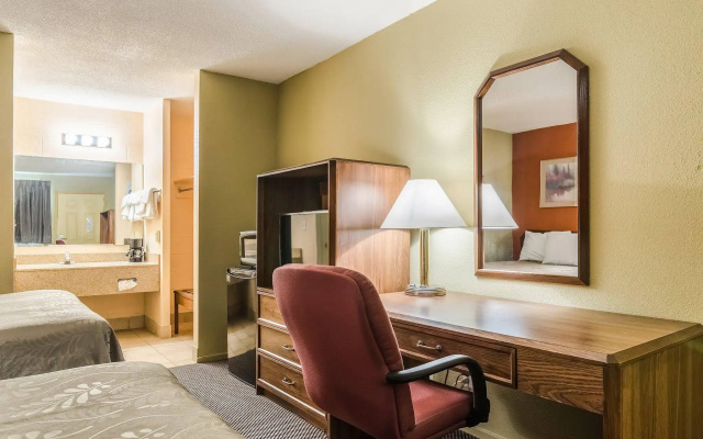 Executive Inn