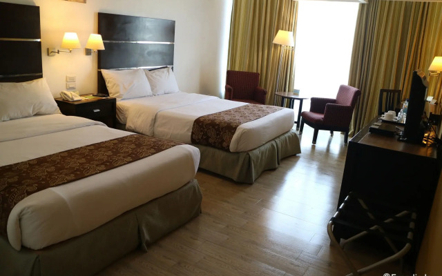 Days Hotel Iloilo