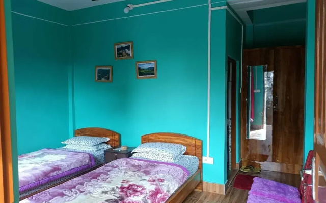 Kusuman Homestay