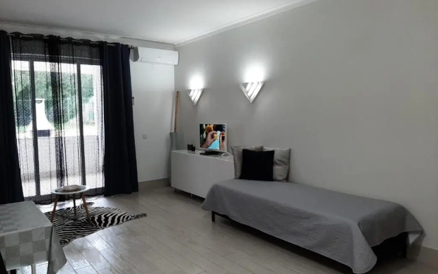 Charming Apartment Olhos de Água