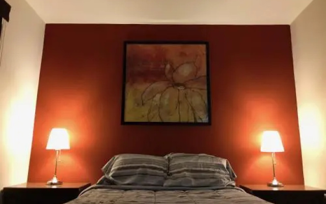 Fantastic & Cozy #10: Condo Close To the Beach