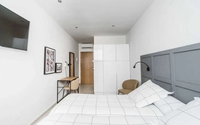 Chamberi Standard Studio