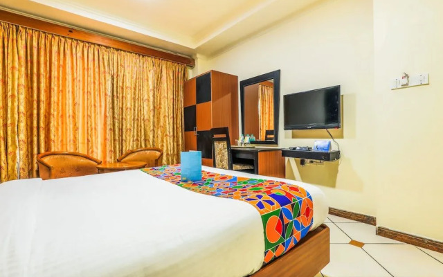 FabHotel Welcare Emerald