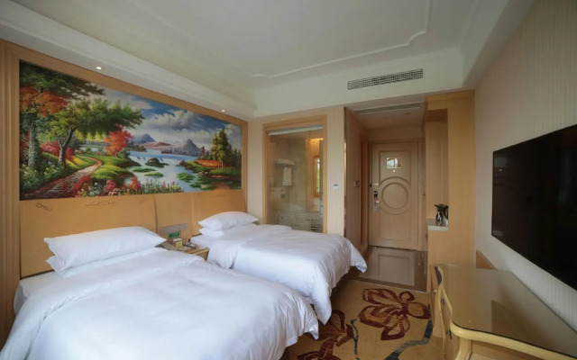 Vienna International Hotel (Yuyao Fengshan Road)