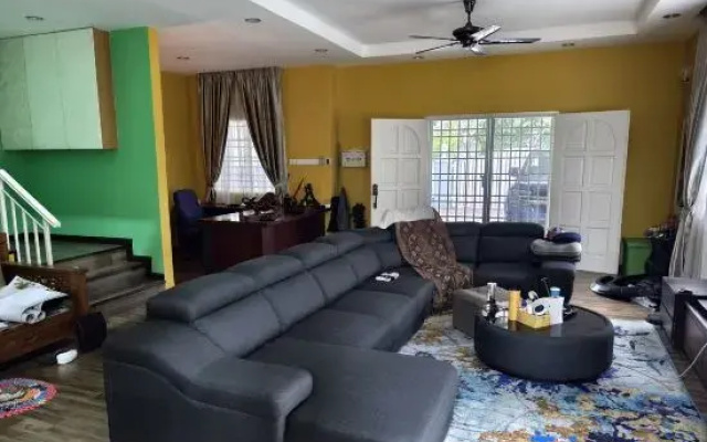The Courtyard Room, Spacious Sanctuary.