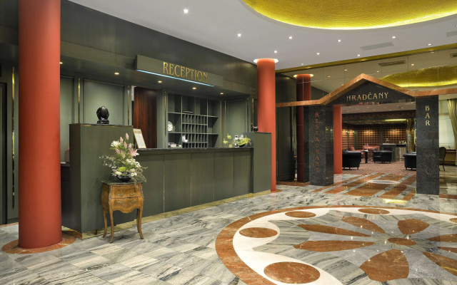 Hotel Savoy