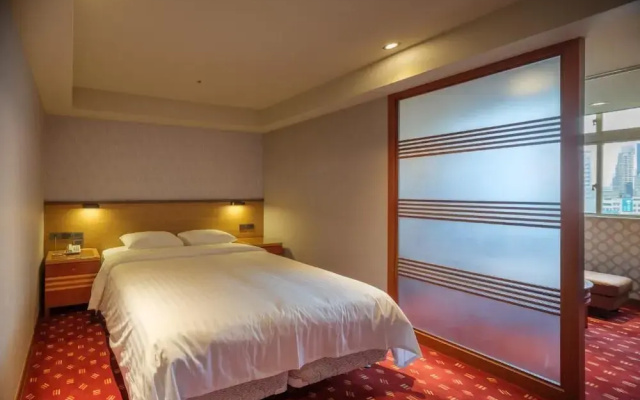 Rich & Free Hotel - Fuzhong