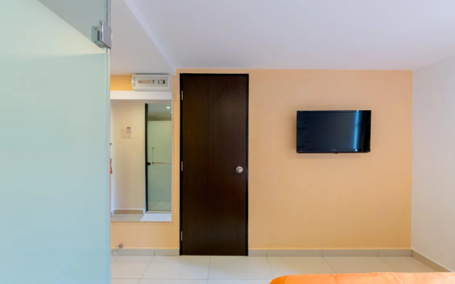 Signature Hotel @ Little India by OYO Rooms