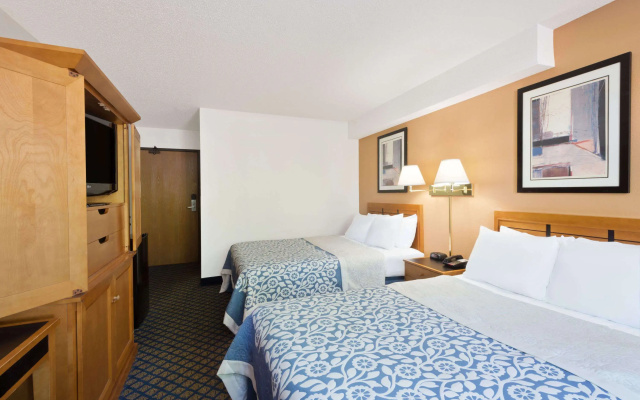 Days Inn by Wyndham Brunswick Bath Area