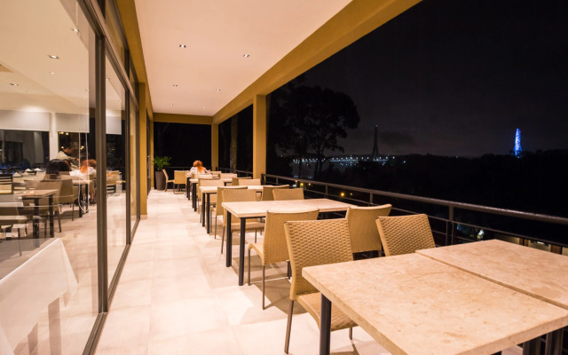 Pirayu Hotel & Resort