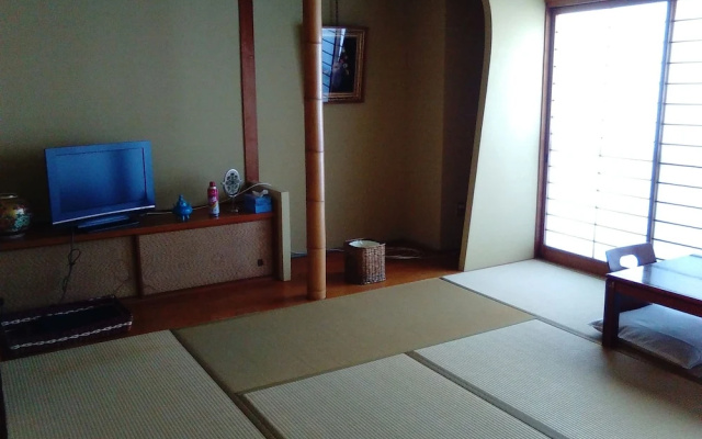 Sarasaya Ryokan